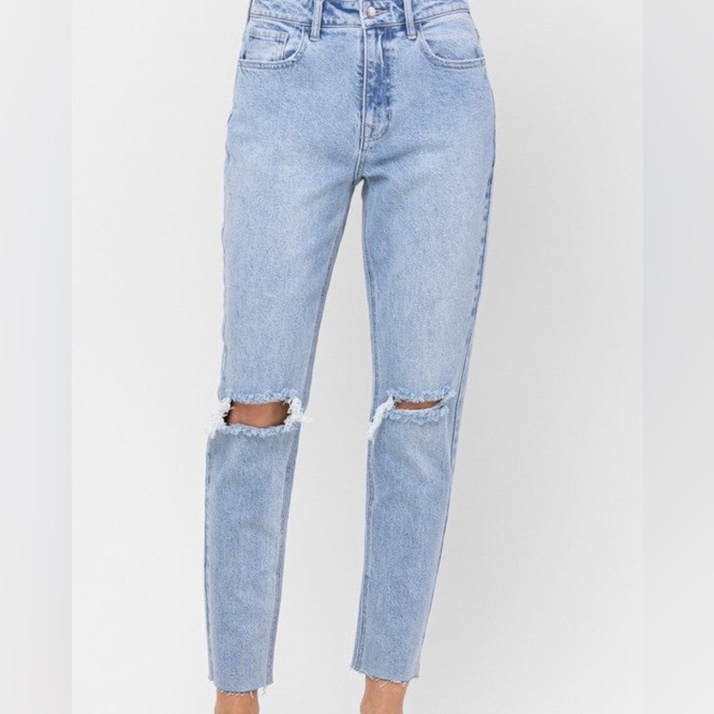 NWT Jelly Jeans Light Acid Wash Raw Hem Distressed Knee Denim - 9